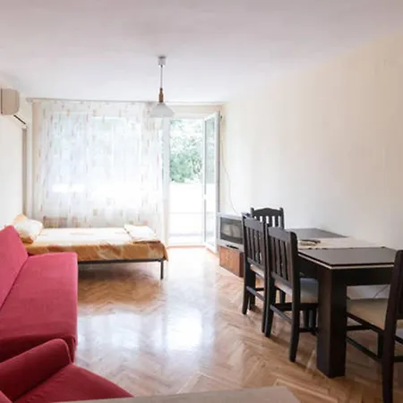 Relax In Lazur - Georgi Baev Str Apartment *