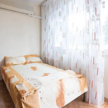 Relax In Lazur - Georgi Baev Str アパート ブルガス