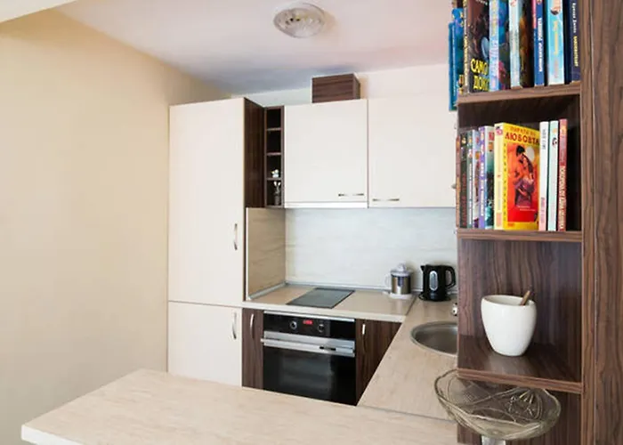 Relax In Lazur - Georgi Baev Str Apartament *